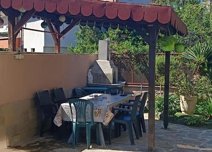 Apartamento модерен в сърцето на *