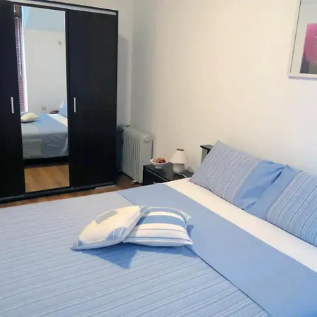 Apartment модерен в сърцето на