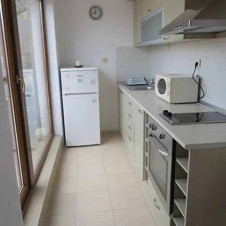 Apartment модерен в сърцето на *